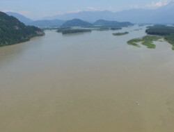 Cascade Fishing Adventures - Fraser River Fishing